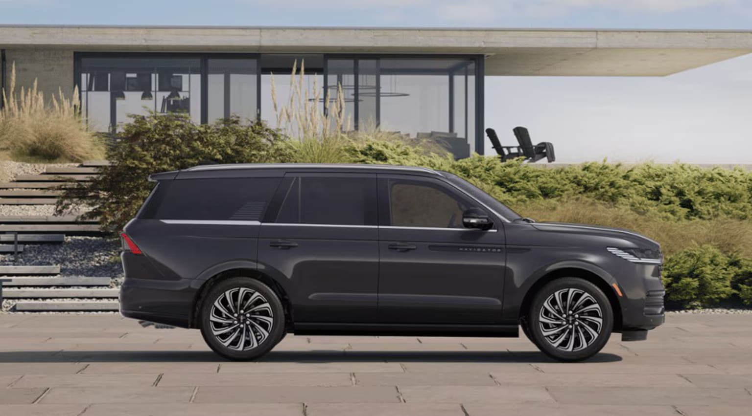 2025 Lincoln Navigator Exterior Color Option Starlight Gray Metallic