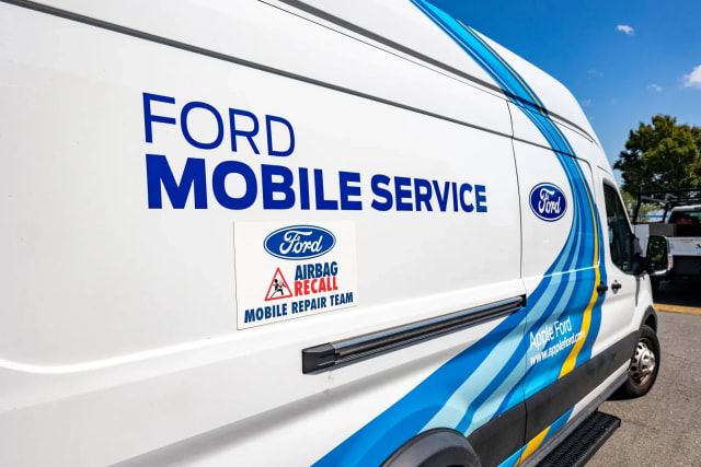 Apple Ford mobile service van — we come to your home or office