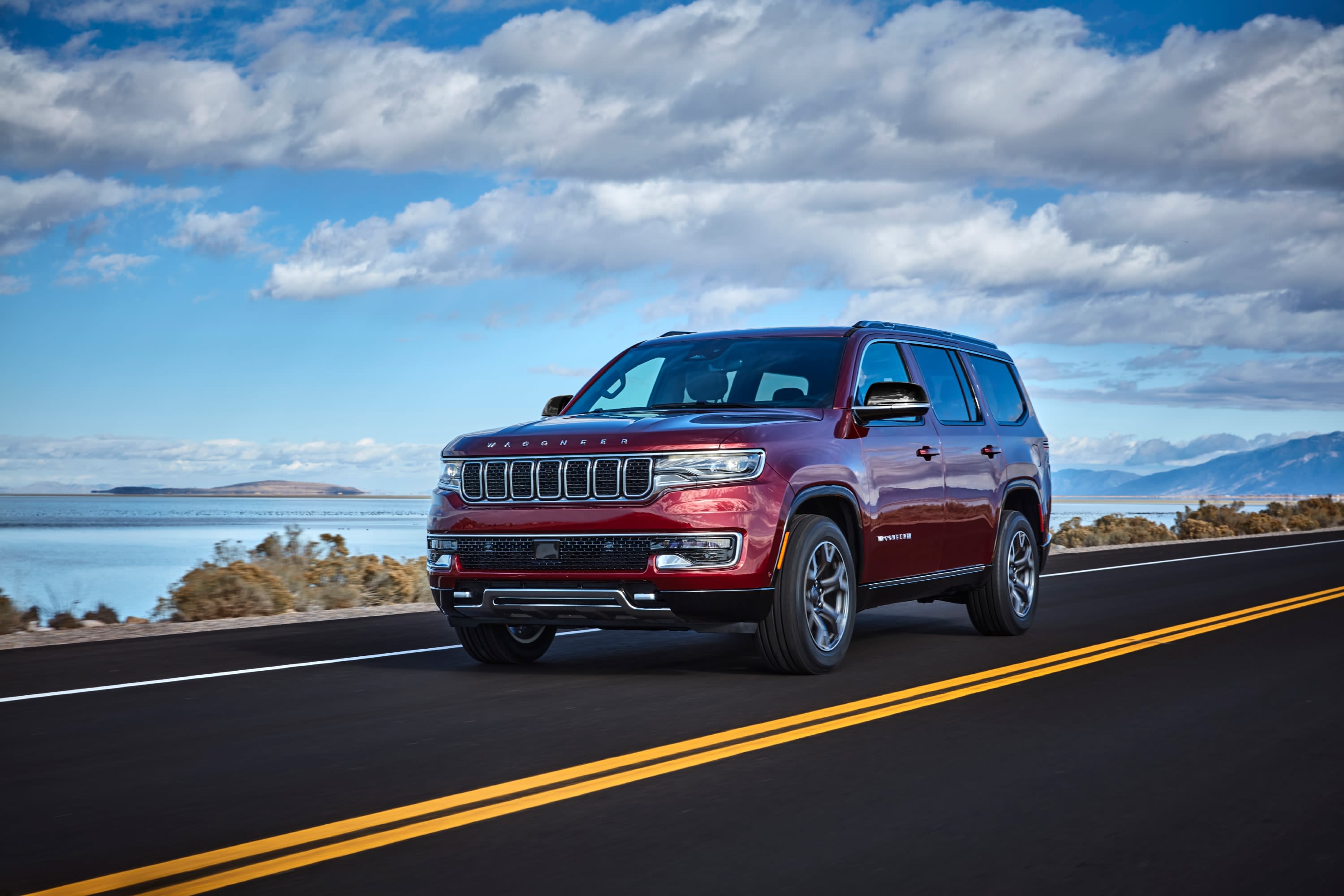 Jeep Wagoneer vs Chevrolet Tahoe Krusen Motors