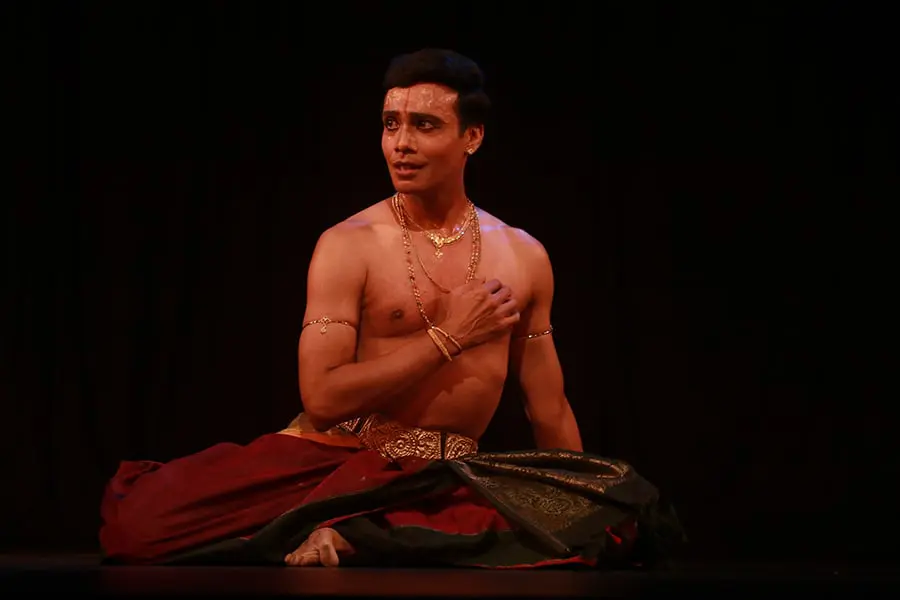 Seshadri Iyengar in a seated dance pose