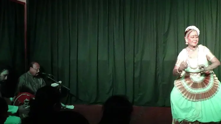 Guru Smt. Usha Datar