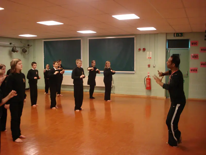 Performance & Workshop in the UK