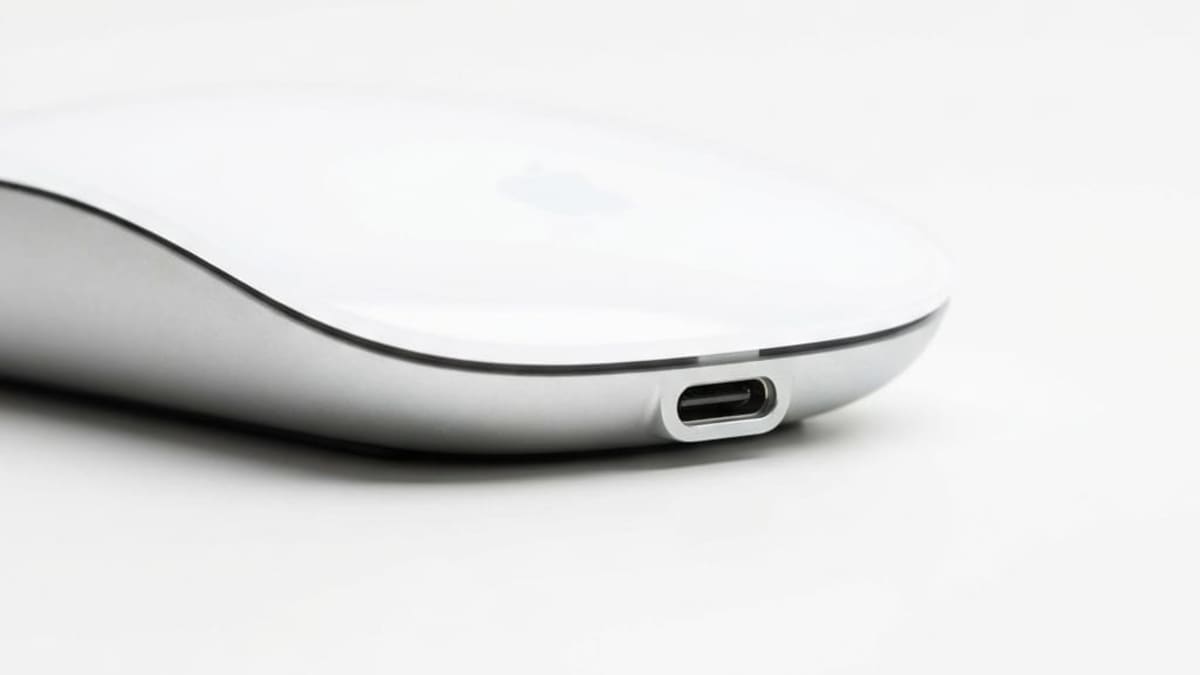 Magic Mouse USB-C Review | The Apple Aesthetic with a Unique User Experience