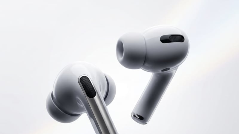 AirPods Pro 3 Review | Sound, ANC, and Health Features Evolved