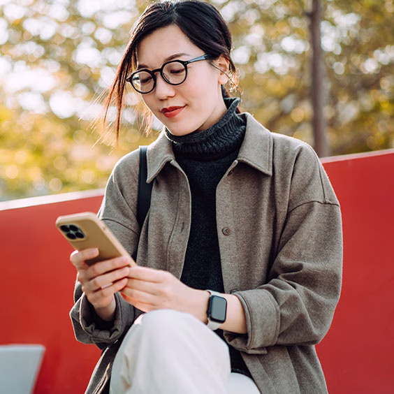 Working professional eligible for the Rogers Preferred Program