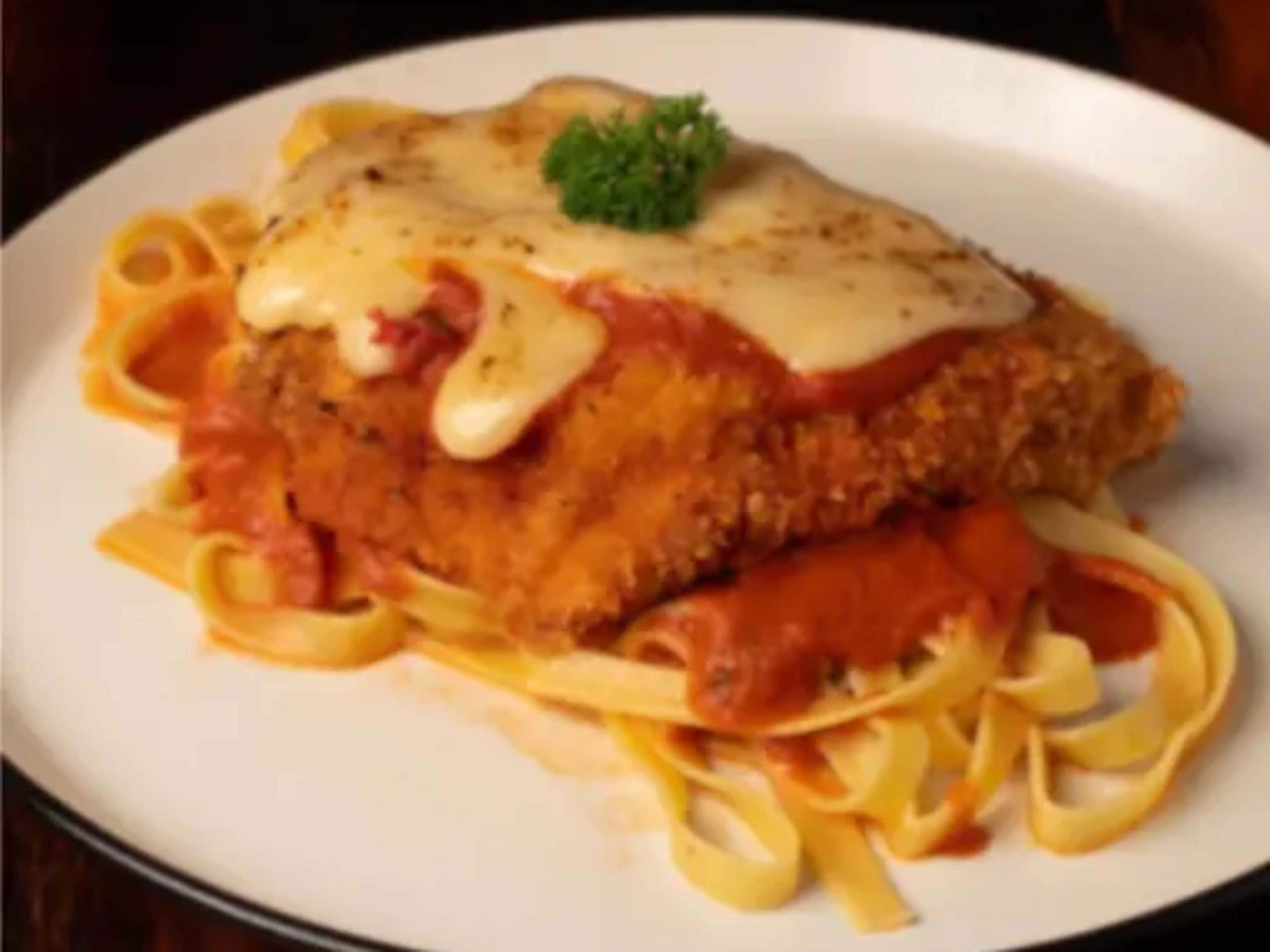 POLLO A LA PARMESANA