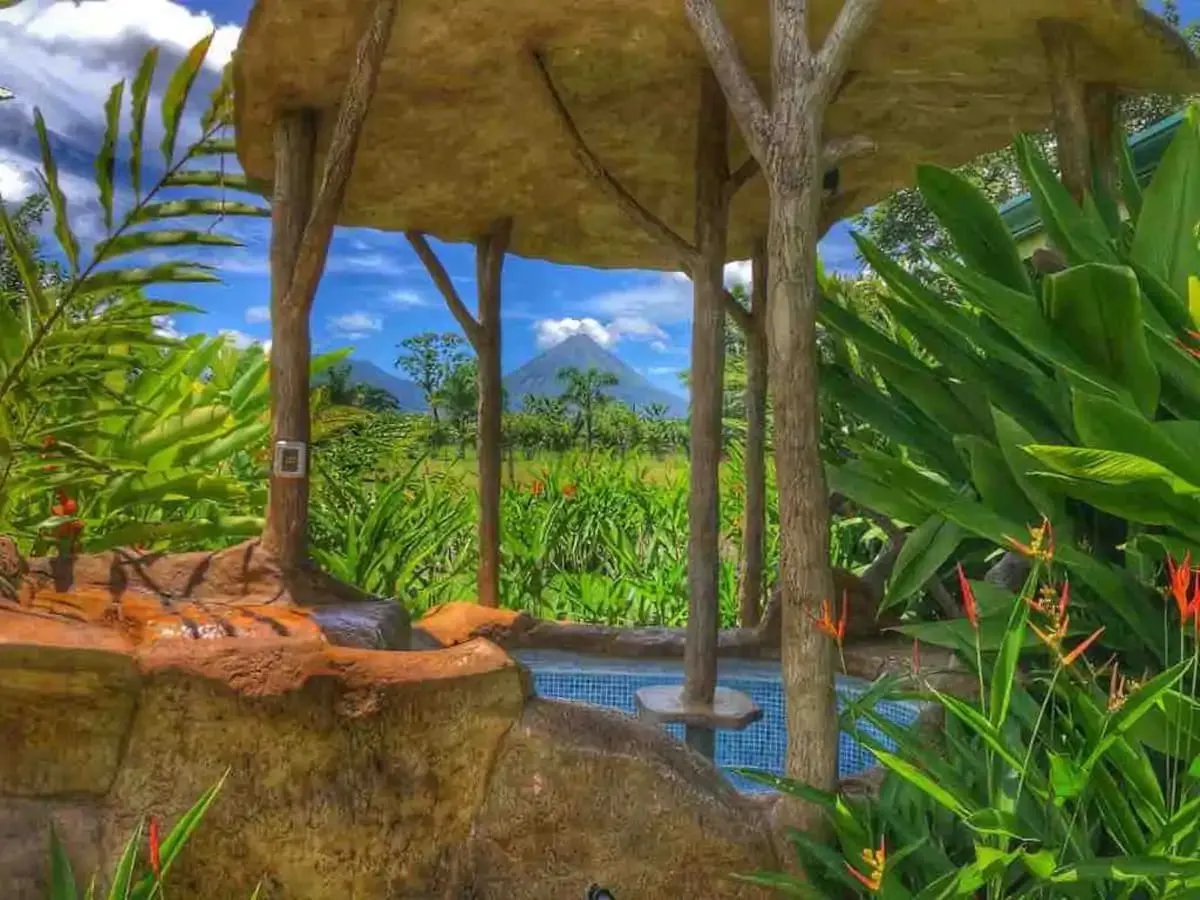 Rustic Villa, Sloths Territory Free Pass