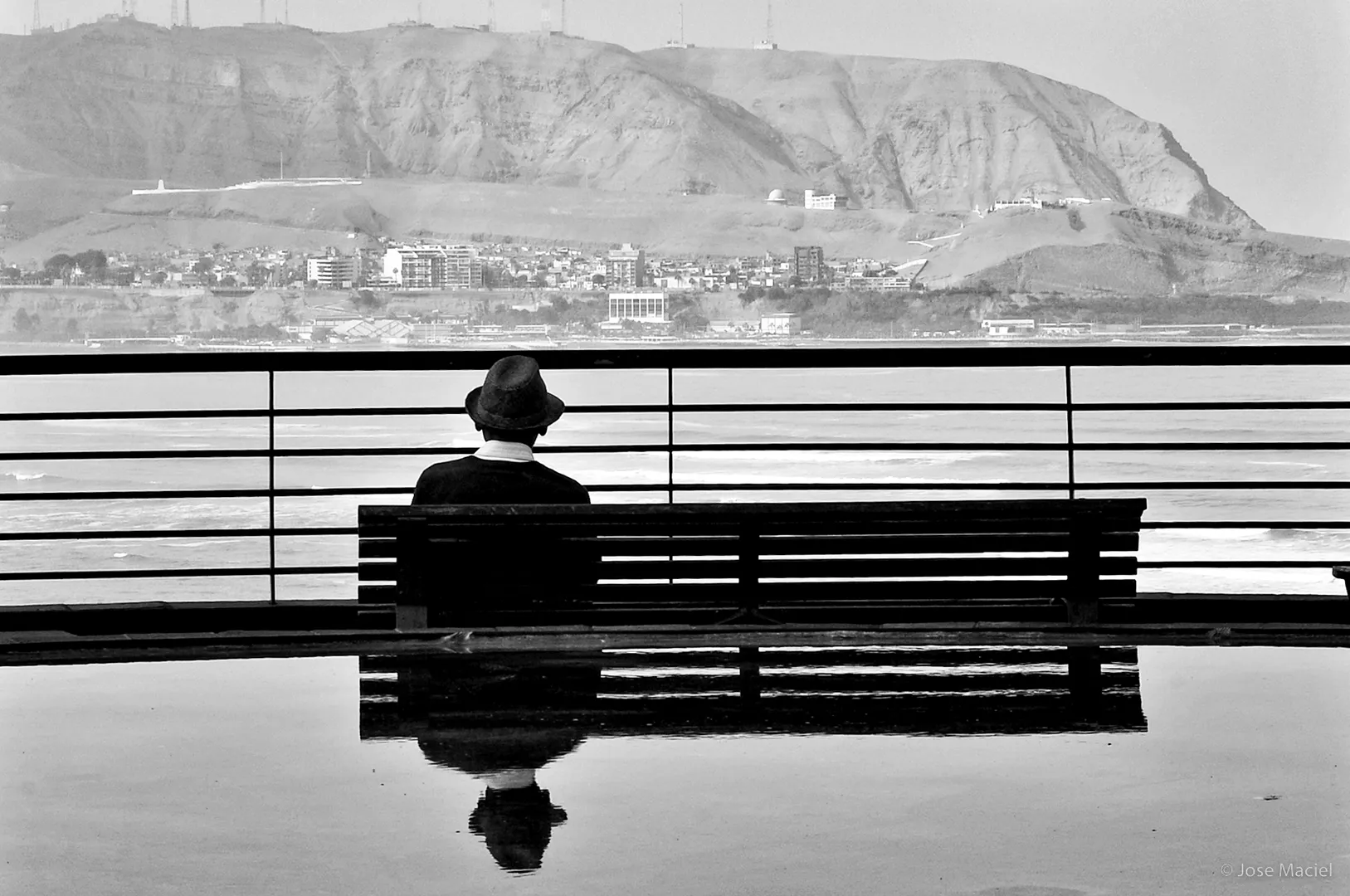 Silhouette of a man with a hat in Lima, Peru