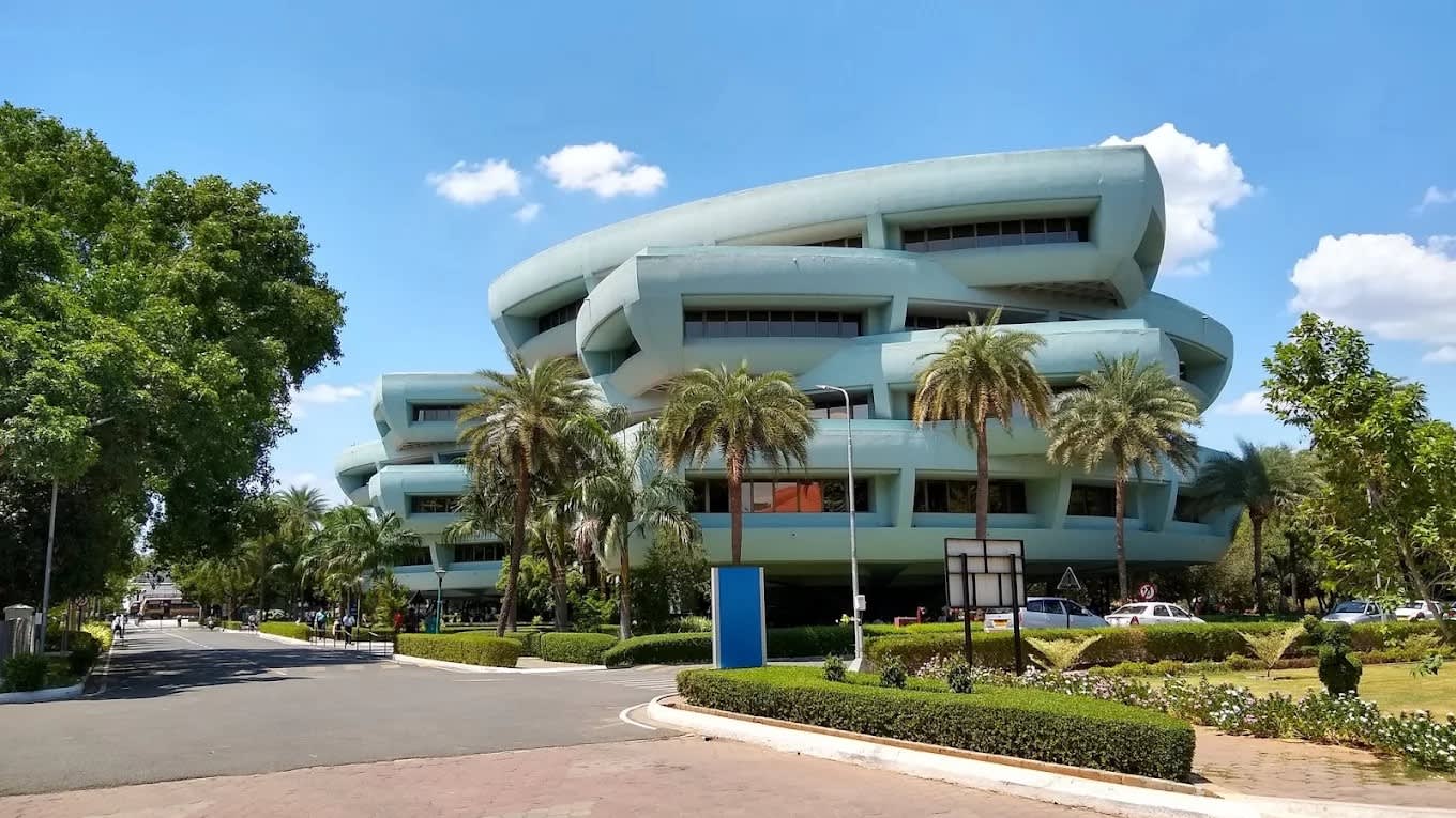 L&T Hiring GET – 2025 Batch | Apply Now