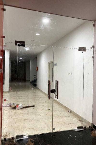 Custom Glass Partition Dubai