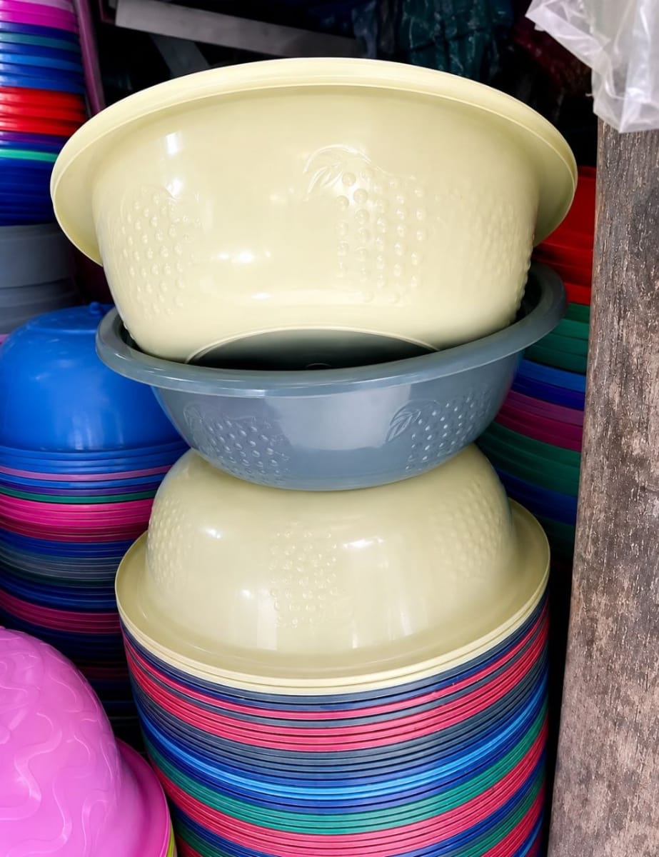 Round-Shaped Plastic Bowl