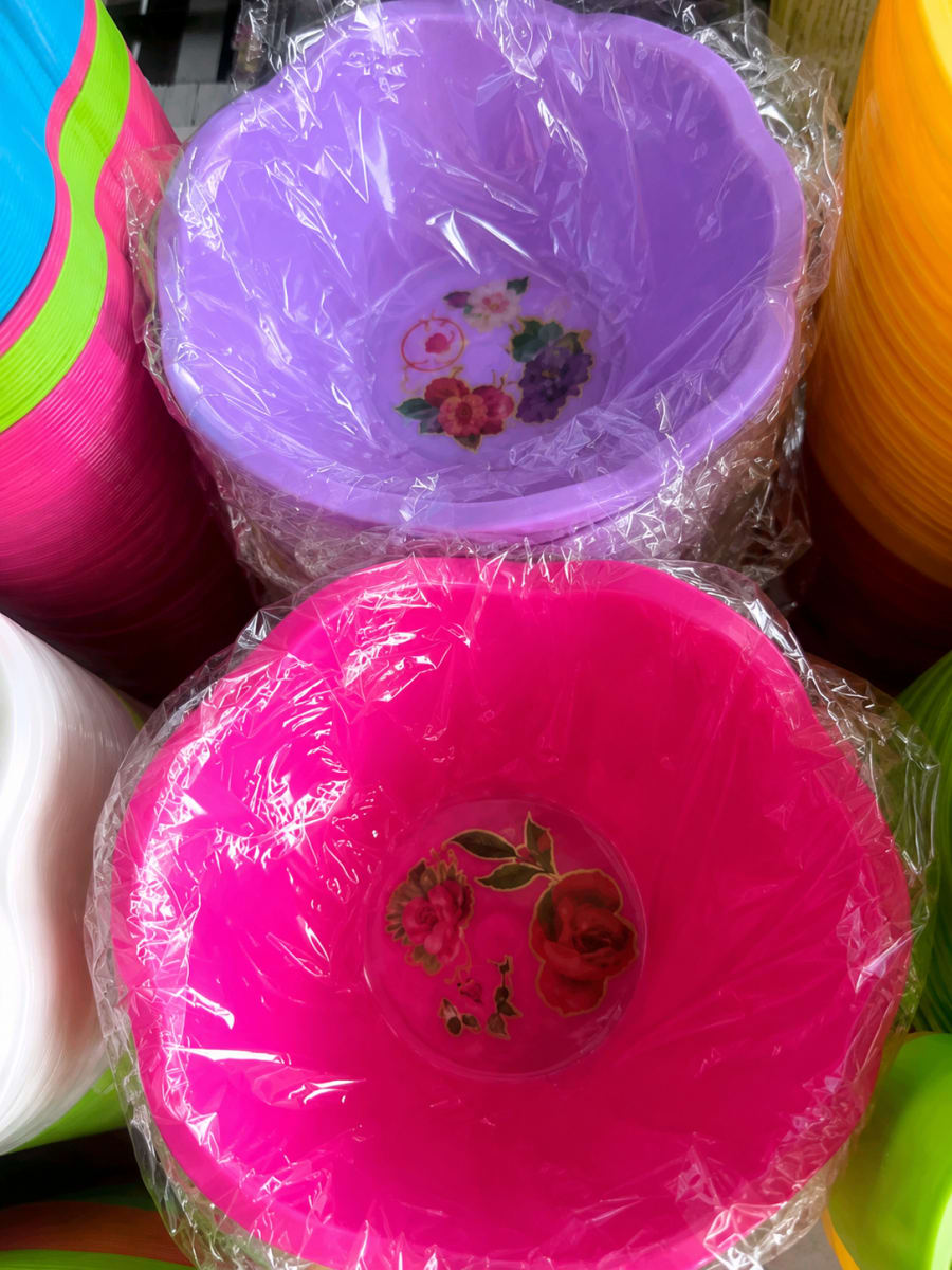 Flower-Shaped Plastic Bowl