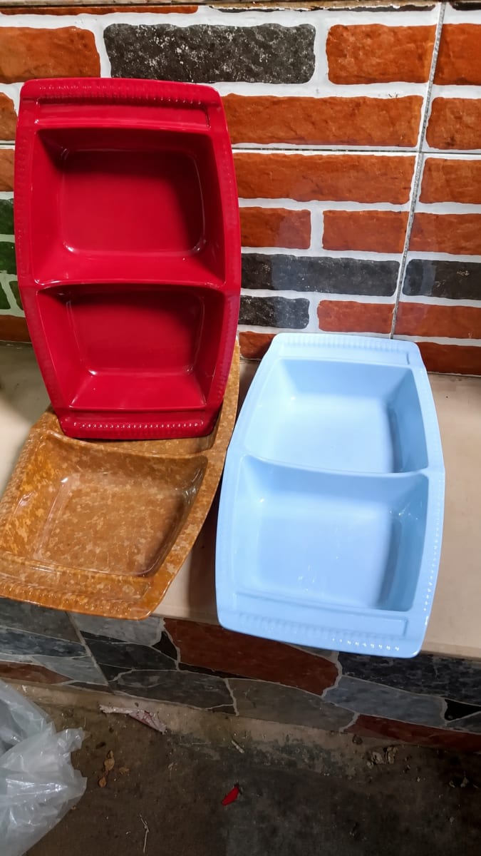 2 Compartment Plate