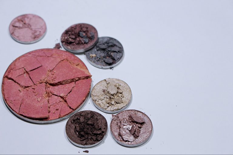 Dry and crumble expired eyeshadow