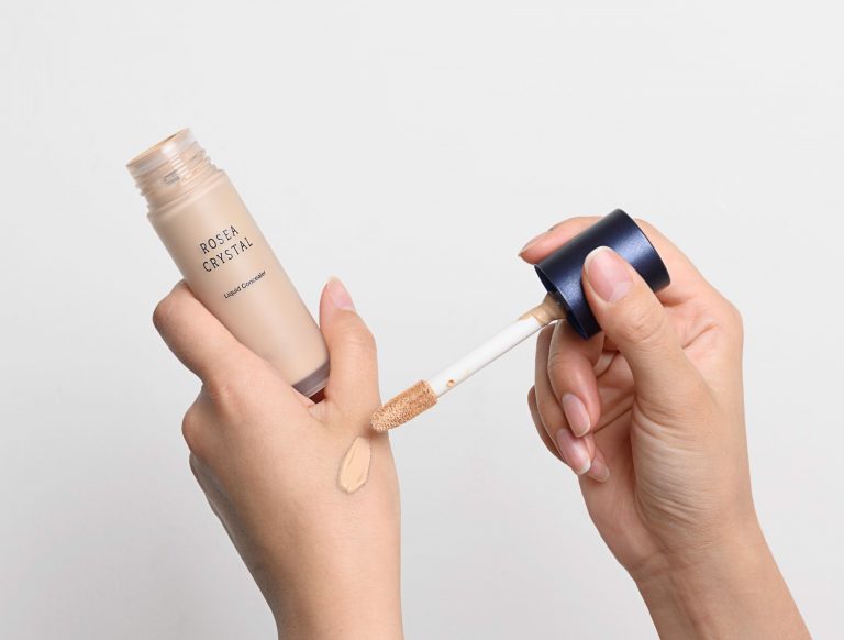 Liquid concealers