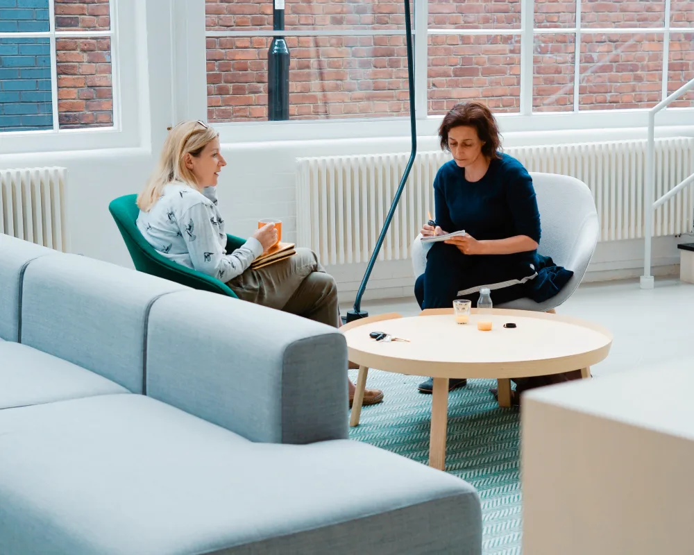 Photograph of an individual coaching session