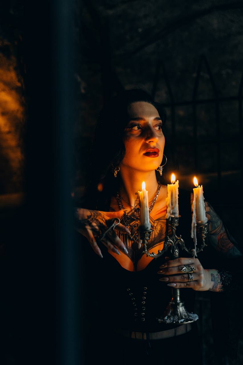 Nata Lee - Tattoo Artist