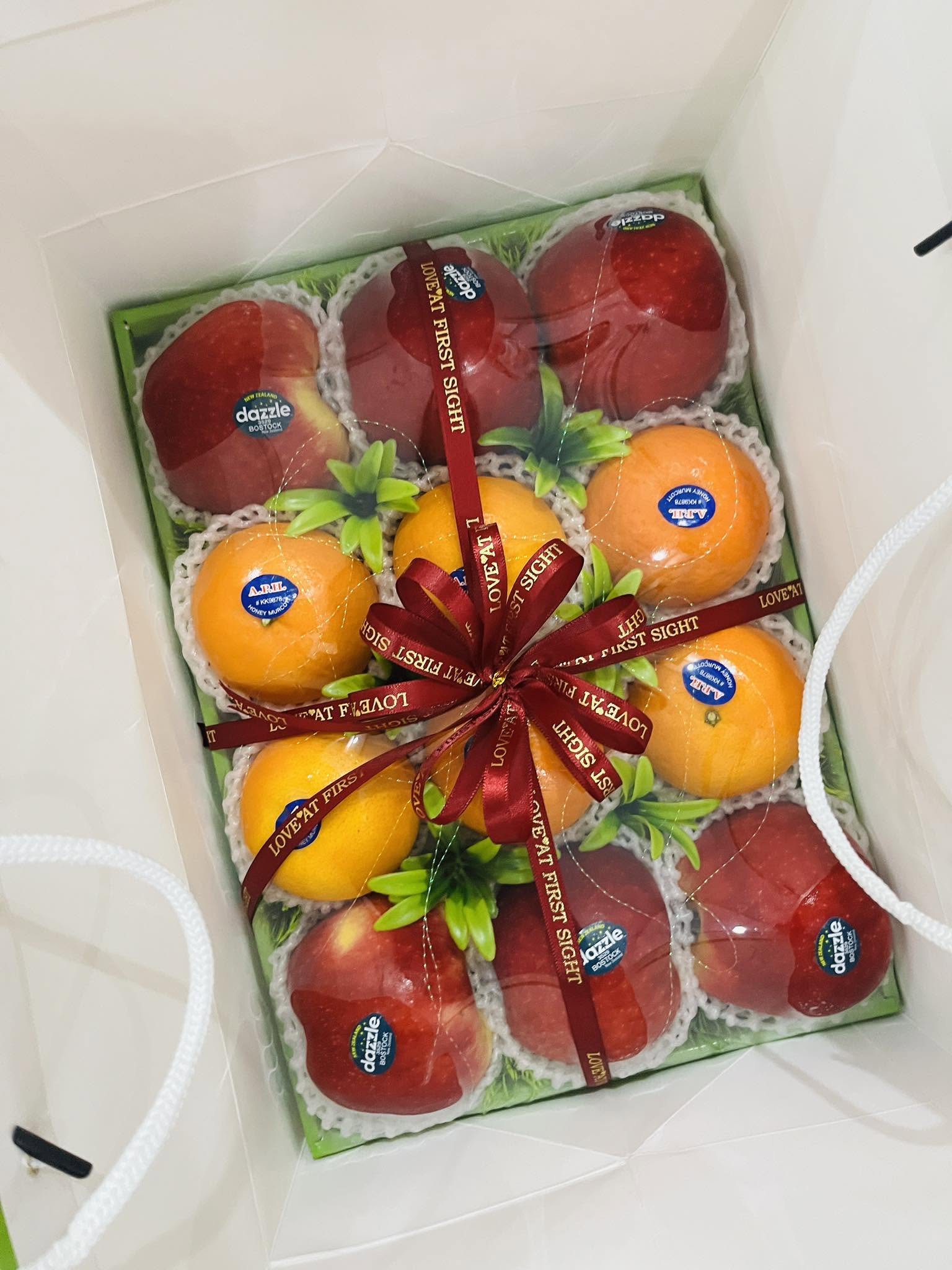 Set Quà Trái Cây Hồng Phúc – Táo Dazzle & Cam Vàng