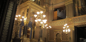 77v3aujuxs5ifhj-672675036-10239645156816797-4619288227176964954-n-spanelska-synagoga-interier.jpeg