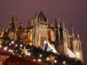 2nnr6dxp4fwmsax-praha-prazsky-hrad-advent-foto-canva-980x552.jpeg