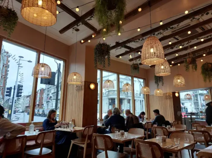 listing-featured-image