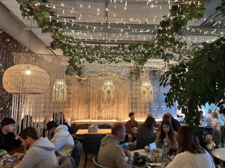 listing-featured-image