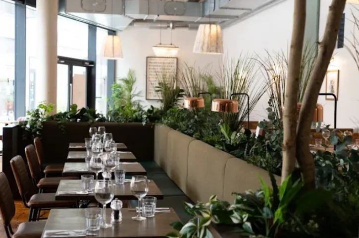 listing-featured-image