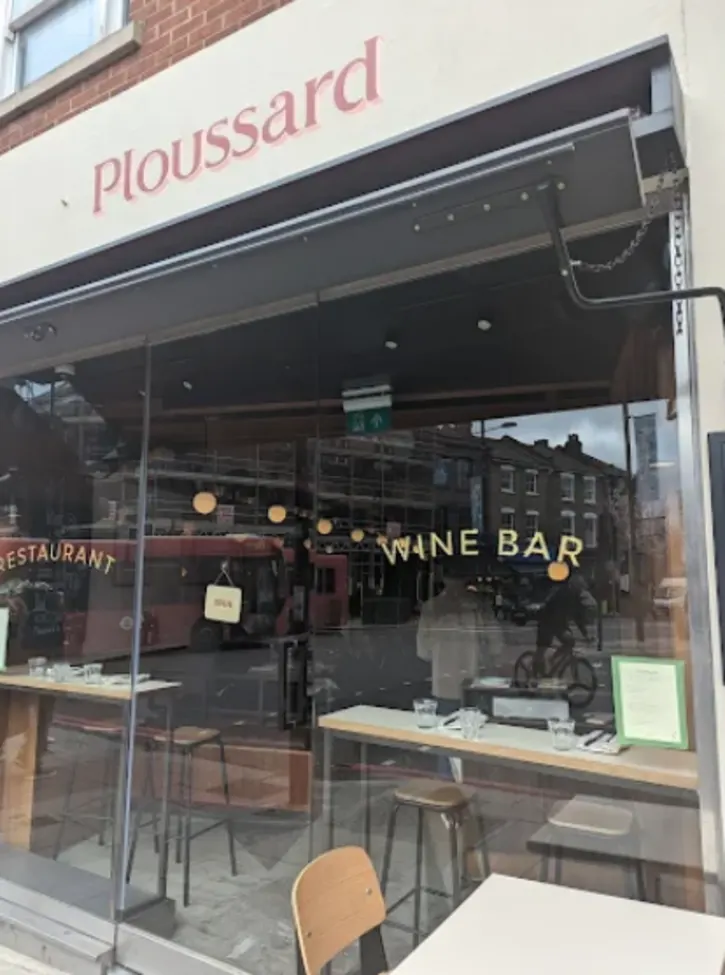 listing-featured-image