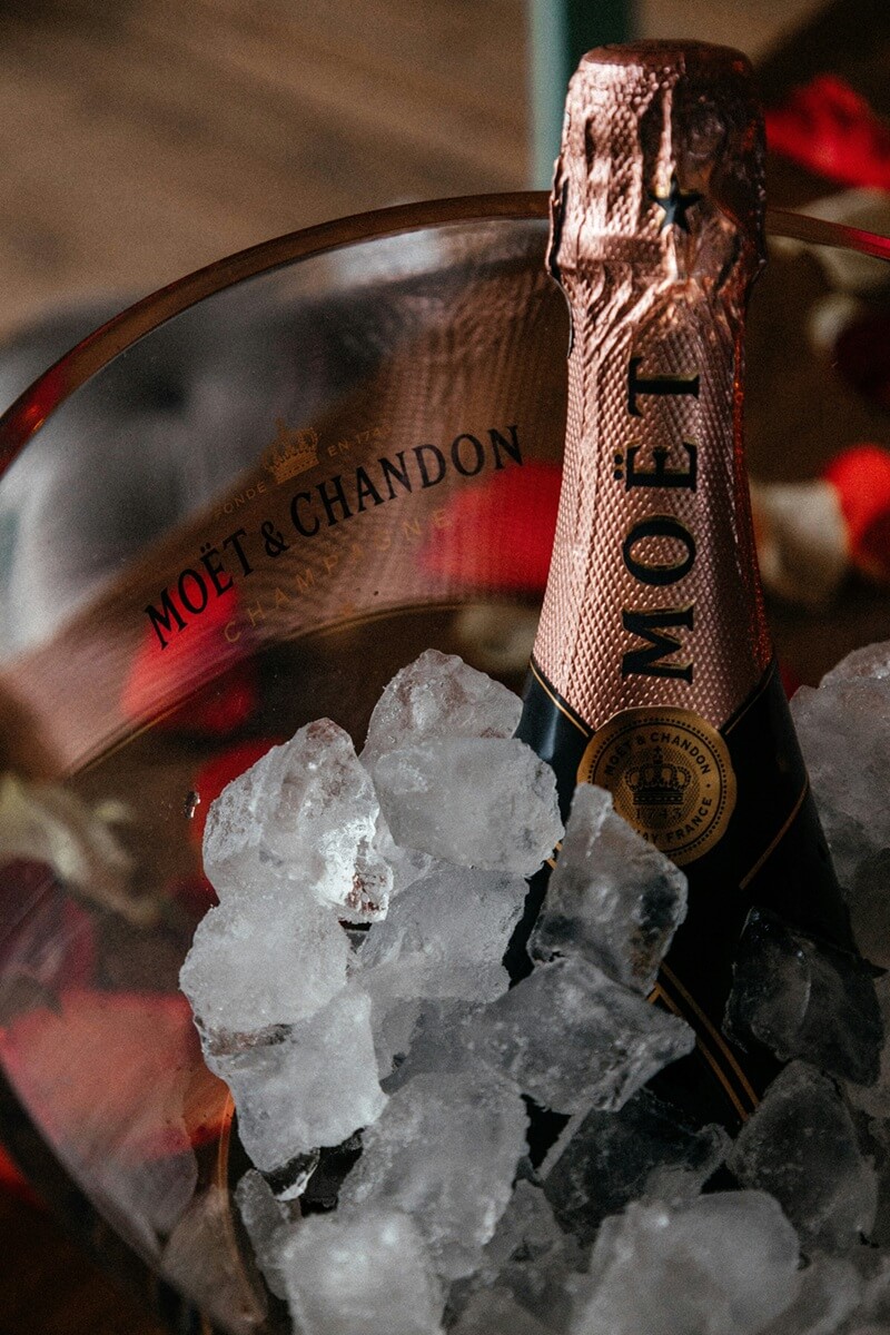 Urban X - Optional Extras Image - Champagne Hamper