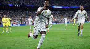 Vinícius Double Sends Real Madrid to Top After 3-1 Win Over Villarreal
