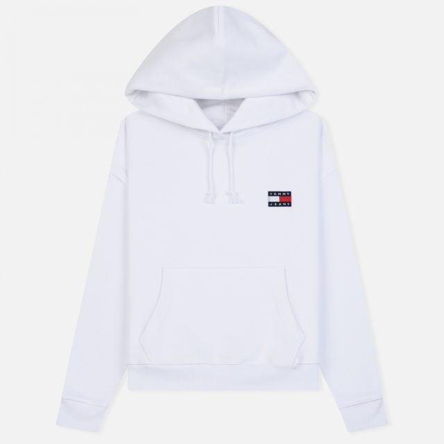 TOMMY JEANS. 8990 Р. (BRANDSHOP.COM)