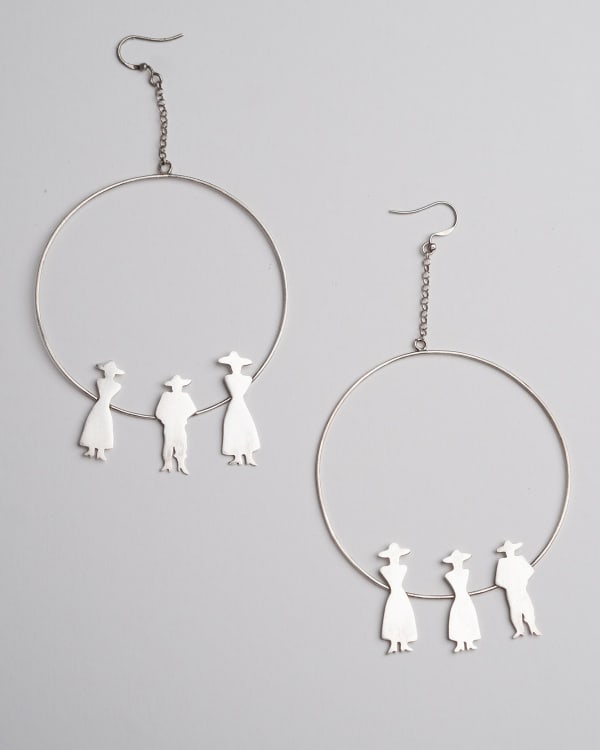 Pendientes Revolucionarios - 1