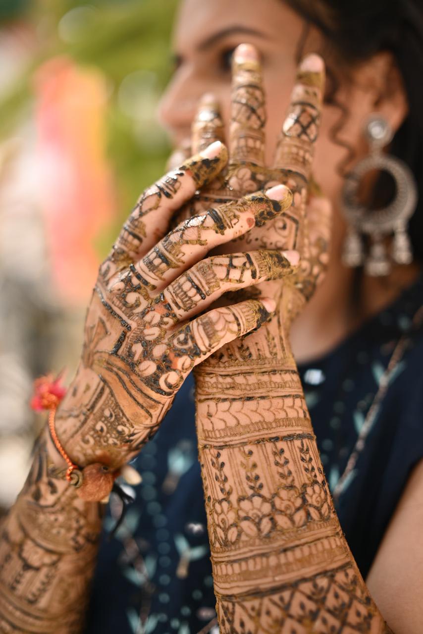 Arabic mehndi design