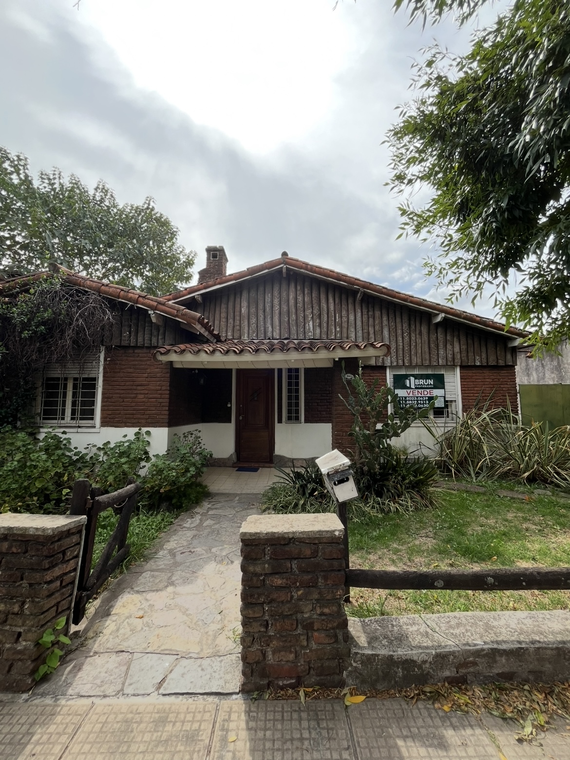 Casa en Ituzaingo sur- ideal emprendimiento 