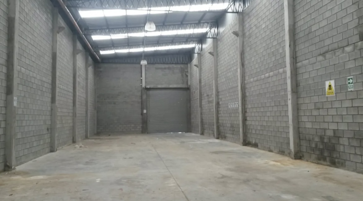 Galpón industrial en venta- financiación directa  - imagen 4