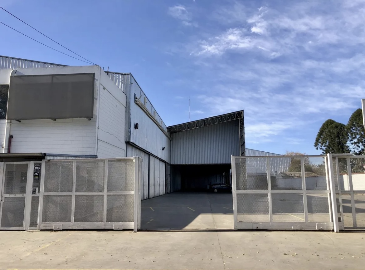 Nave industrial en alquiler- Ituzaingo norte