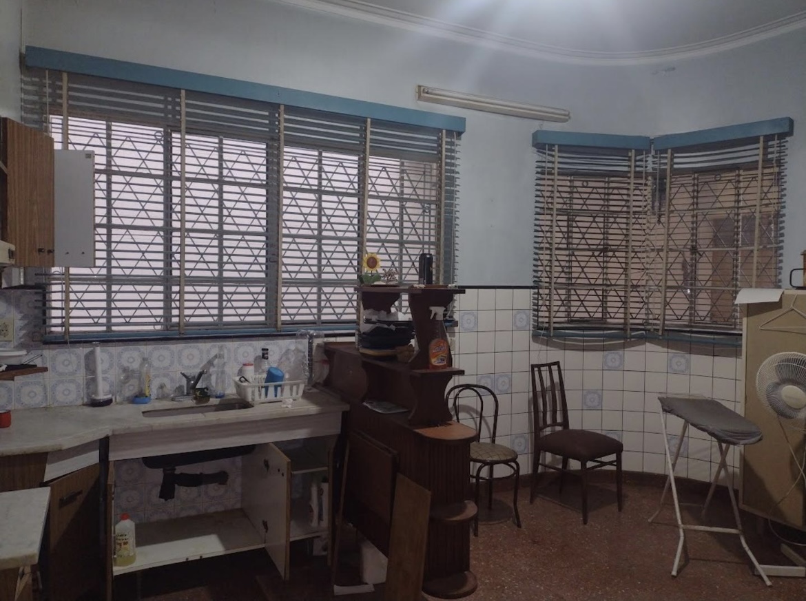 Casa con galpón industrial en venta  - imagen 5