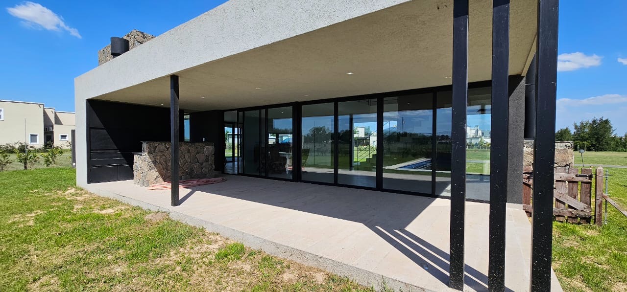 Casa en barrio privado terravista - imagen 3