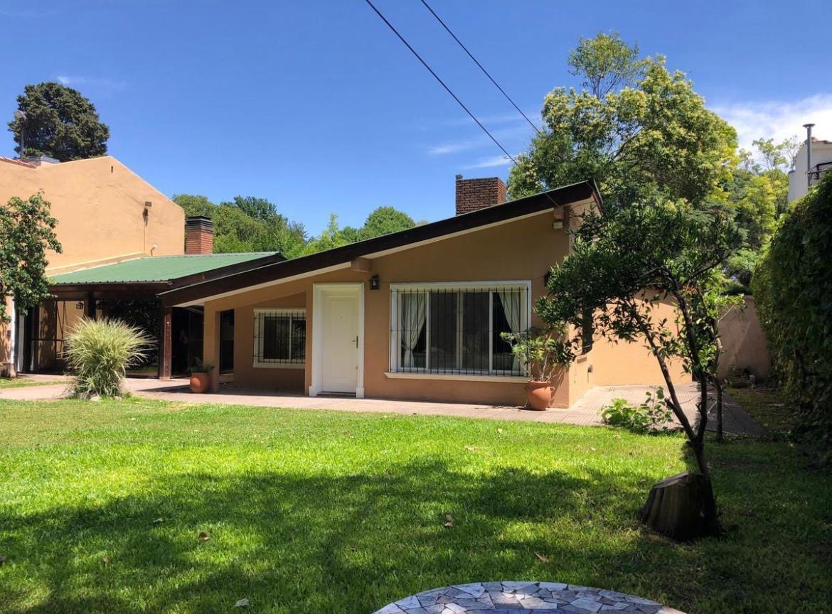 Casa 3 ambientes con pileta en Parque leloir - imagen 2