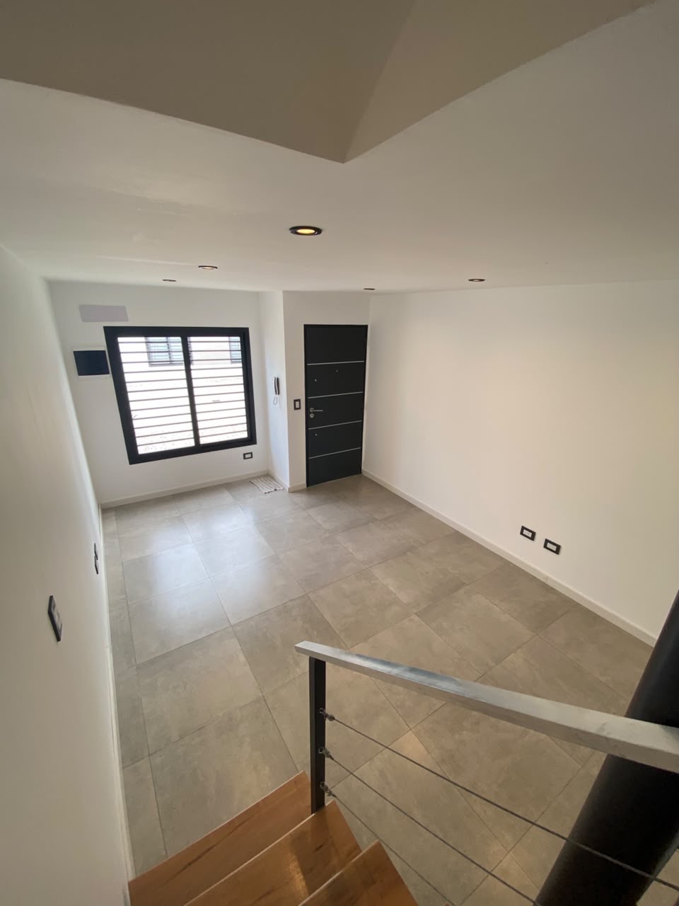 Duplex 3 ambientes con cochera  - imagen 5