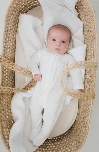 Vue 2 de Pyjamabonnet Bebe Naissance Coton