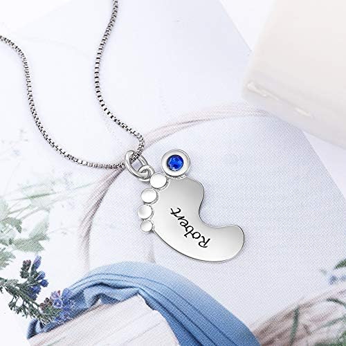 Vue 2 de Collier Personnalise Bebe Pied