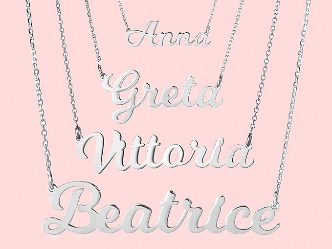 Vue 2 de Collier Avec Prenom En