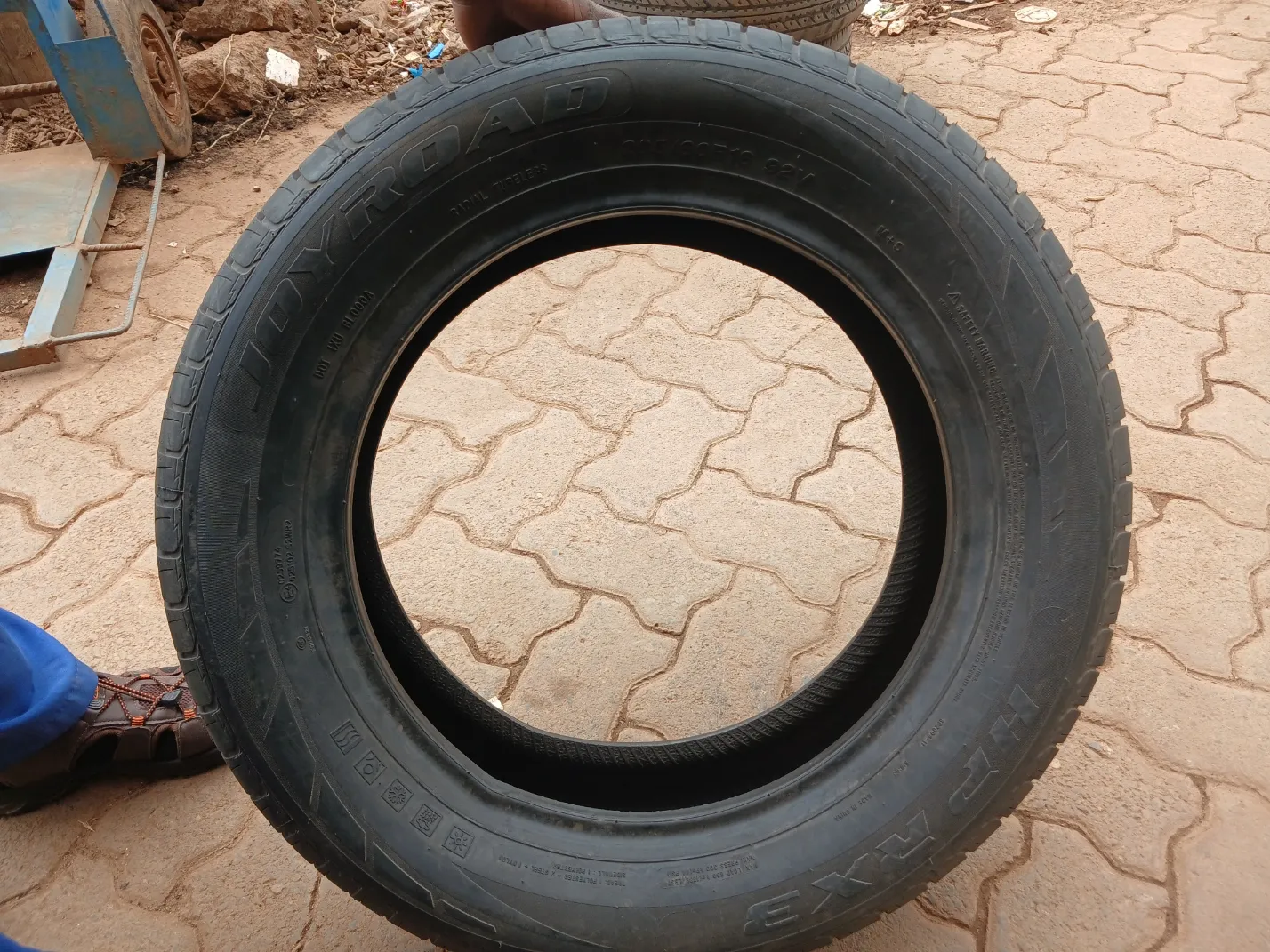 Petromax Detailing tyre