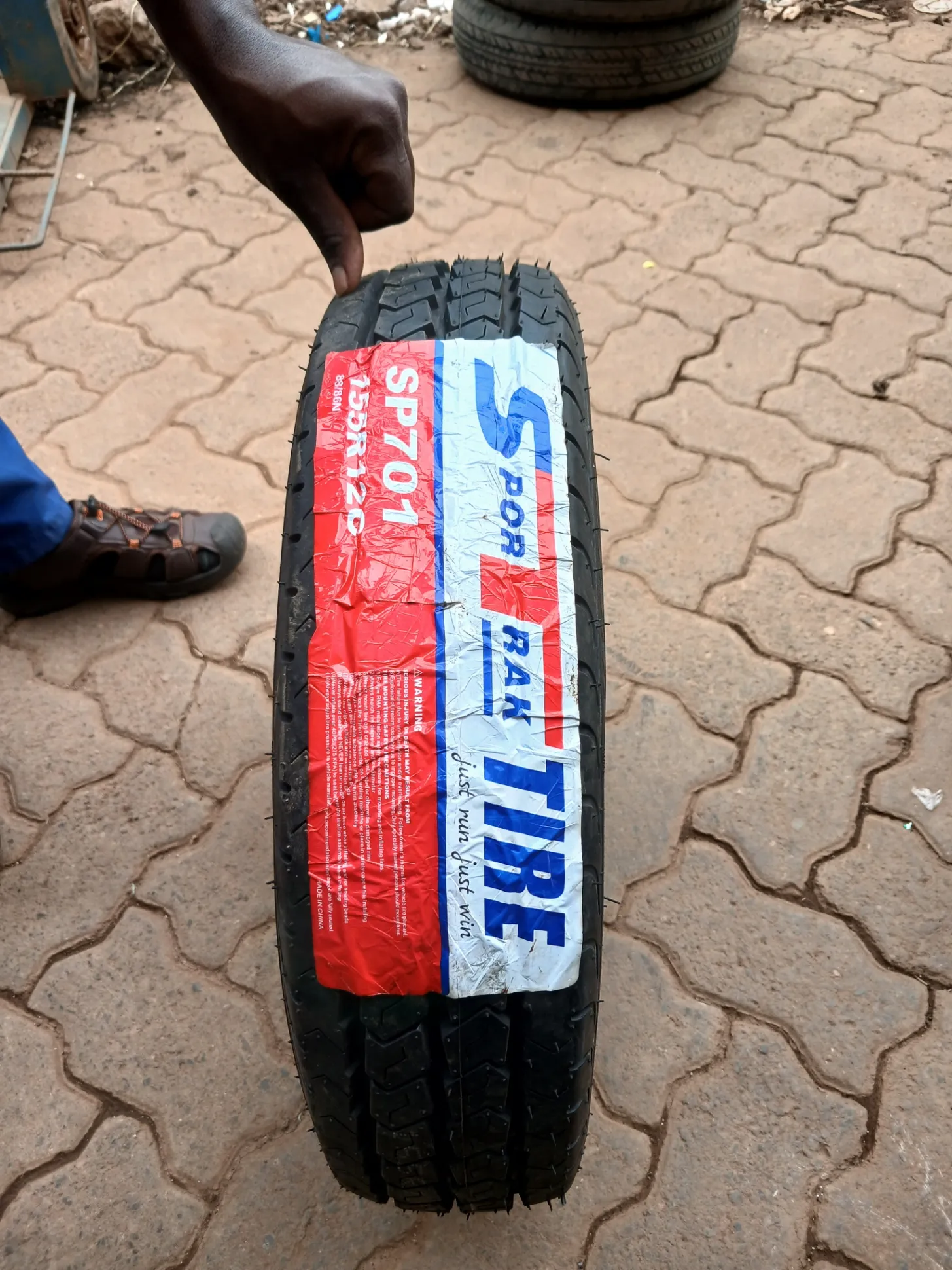 Bearway Detailing tyre