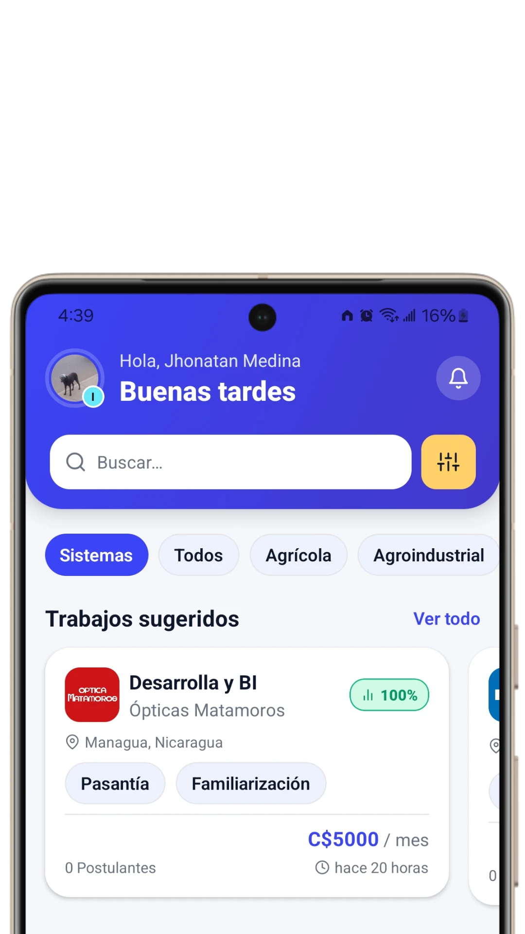 Pantalla principal de Internify mostrando vacantes sugeridas