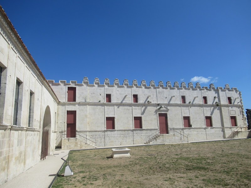 Activité team building Château de Bouteville  à Bouteville pour événements professionnels