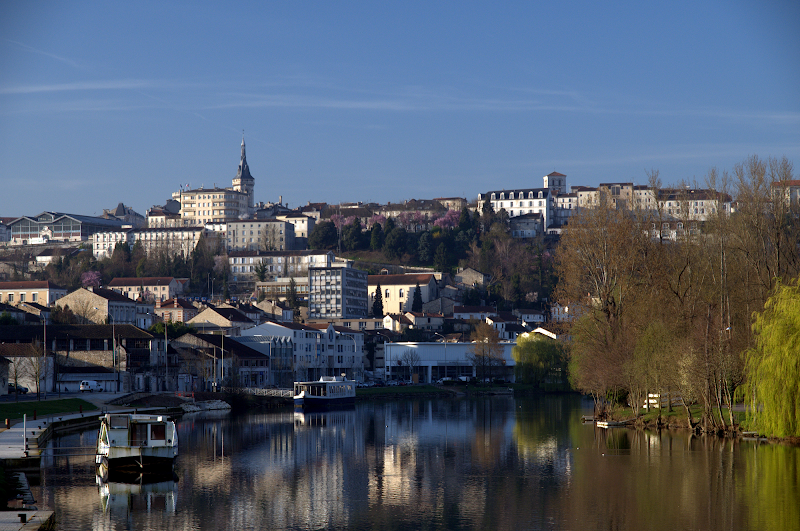 Activité team building Canoe Kayak  à Angoulême pour événements professionnels et séminaires