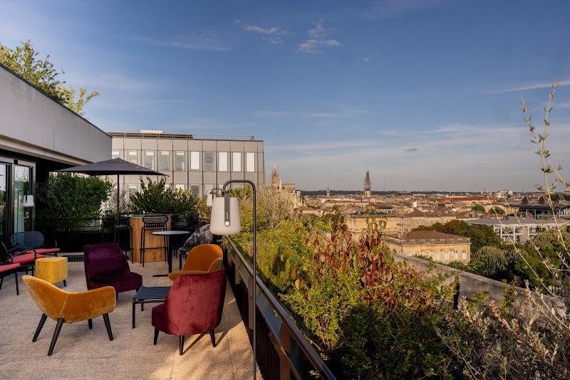 FirstName Bordeaux – Hôtels à Bordeaux