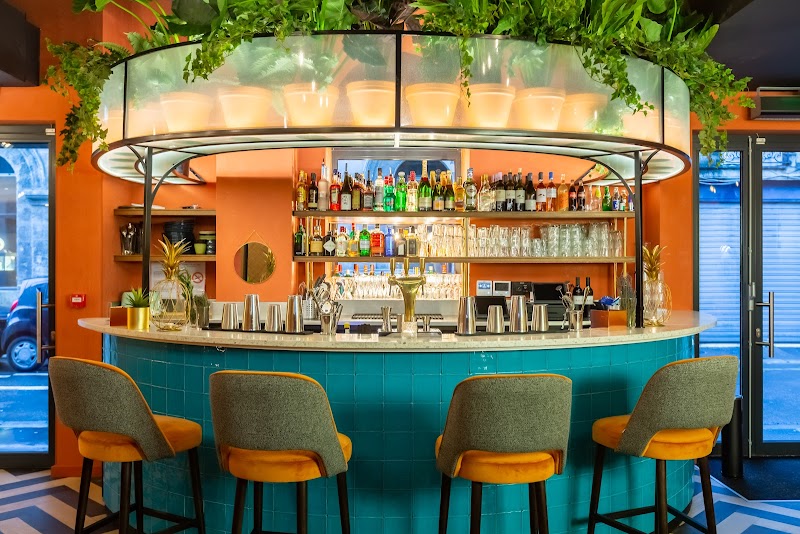 Activité team building BAM Karaoke Box  à Bordeaux chartrons pour événements professionnels et séminaires